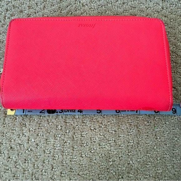 Filofax Saffiano Hot Pink Compact Personal Organizer Planner Money Zip Wallet - Picture 7 of 8
